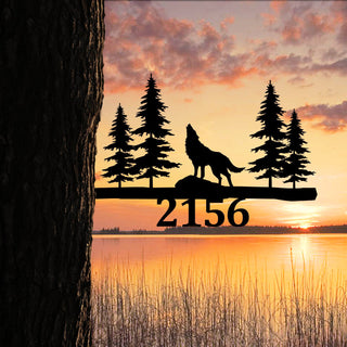 Customized Wolf Metal Tree Stake, Wild Animals Garden Decor Laser Cut Metal Signs Custom Gift Ideas